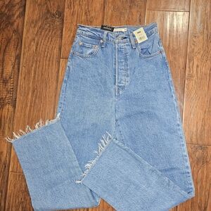 Levis Ribcage Straight Ankle Jeans Womens High Rise Button Fly